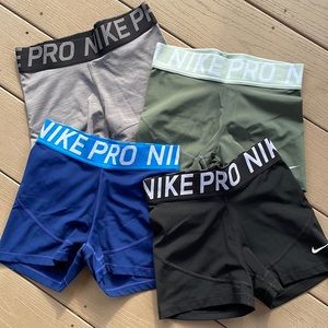 Set of Nike Pro size S